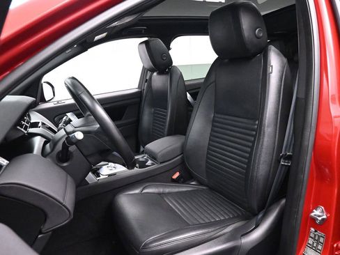 Used 2022 Land Rover Discovery Sport SE image 12