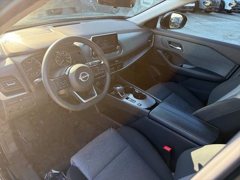 Used 2023 Nissan Rogue SV FWD image 14