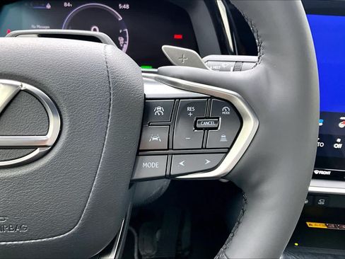 Used 2026 Lexus RZ 350e 2WD w/ Convenience Package image 22