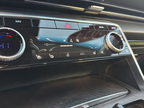 Used 2024 Genesis GV80 3.5T image 24