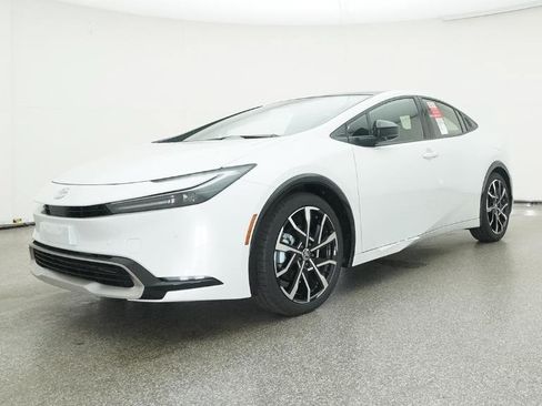 New 2026 Toyota Prius Plug-In Hybrid FWD image 29