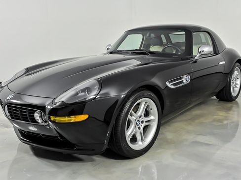 Used 2002 BMW Z8 RWD image 5