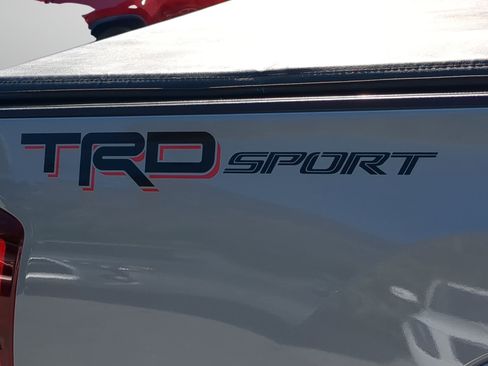 Used 2019 Toyota Tacoma TRD Sport image 39