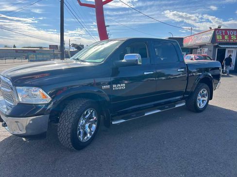 Used 2014 RAM 1500 Laramie w/ Trailer Tow Group AWD/4WD image 3