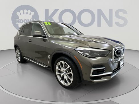 Used 2023 BMW X5 xDrive40i w/ Premium Package AWD/4WD image 2