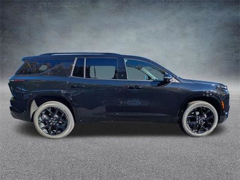 New 2026 Chevrolet Traverse RS image 3