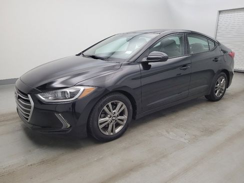 Used 2017 Hyundai Elantra SE w/ SE A/T Tech Package 03 image 2