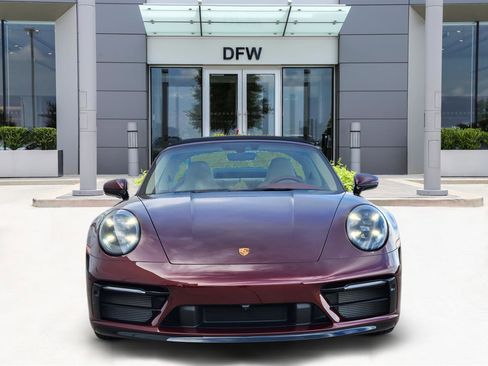 Used 2021 Porsche 911 Targa 4S Heritage Design image 2