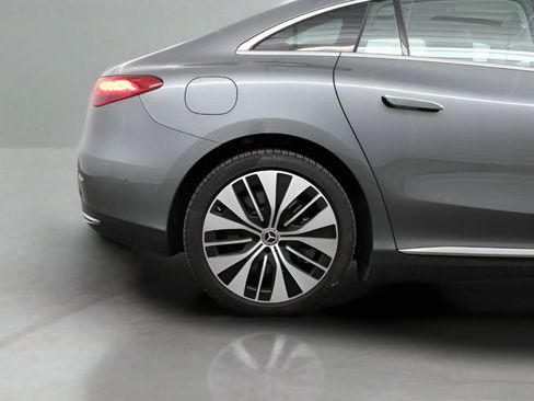 Used 2025 Mercedes-Benz EQE 350+ 4MATIC Sedan image 15