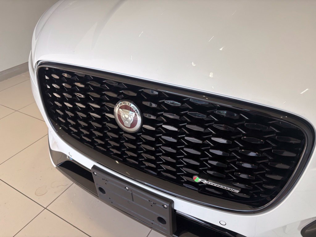 Used 2023 Jaguar F-PACE R-Dynamic S AWD/4WD image 10