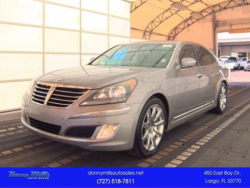 Used 2012 Hyundai Equus Signature RWD image 1