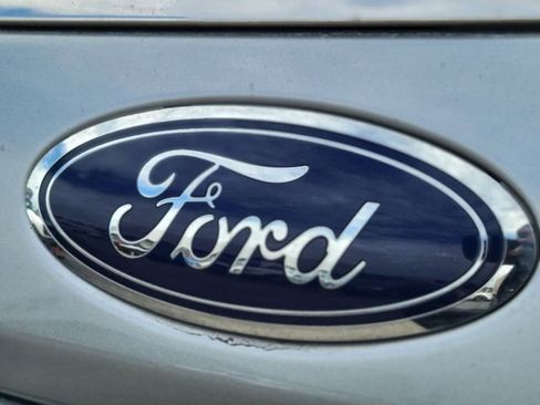 Certified 2024 Ford Expedition Limited image 5