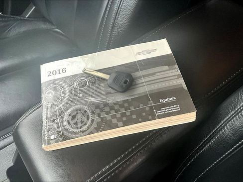 Used 2016 Chevrolet Equinox LT w/ Convenience Package FWD image 32