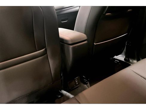 Used 2024 Buick Encore GX Avenir w/ Avenir Technology Package image 36