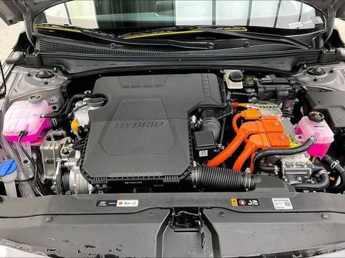 New 2026 Hyundai Elantra Limited image 13