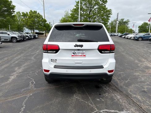 Used 2021 Jeep Grand Cherokee Freedom Edition AWD/4WD image 7
