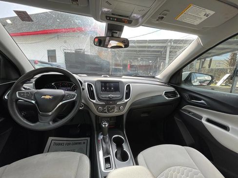 Used 2020 Chevrolet Equinox LT image 11