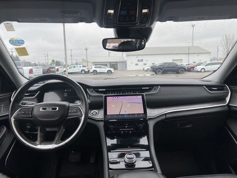 Used 2021 Jeep Grand Cherokee L Limited image 23