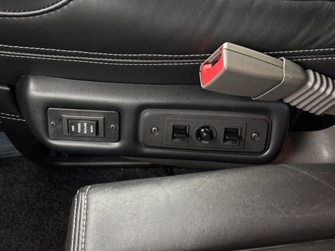 Used 2025 GMC Savana 2500 Extended w/ Driver Convenience Package RWD image 39