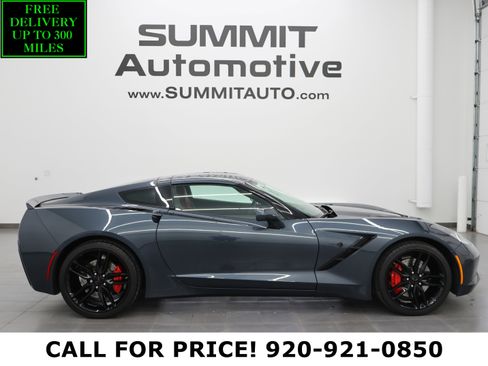 Used 2019 Chevrolet Corvette Stingray Coupe w/ Carbon Flash Badge Package RWD image 1