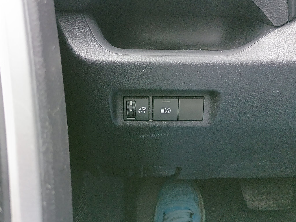 Used 2020 Toyota RAV4 LE w/ All Weather Liner Package FWD image 18