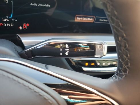 New 2026 Cadillac Lyriq Signature Luxury image 37