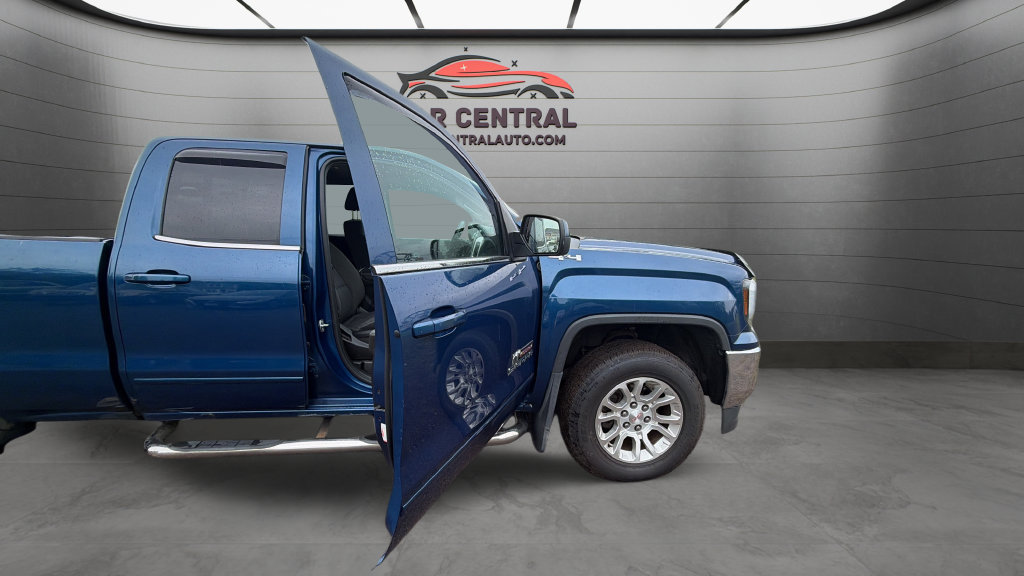 Used 2017 GMC Sierra 1500 SLE w/ Max Trailering Package AWD/4WD image 28