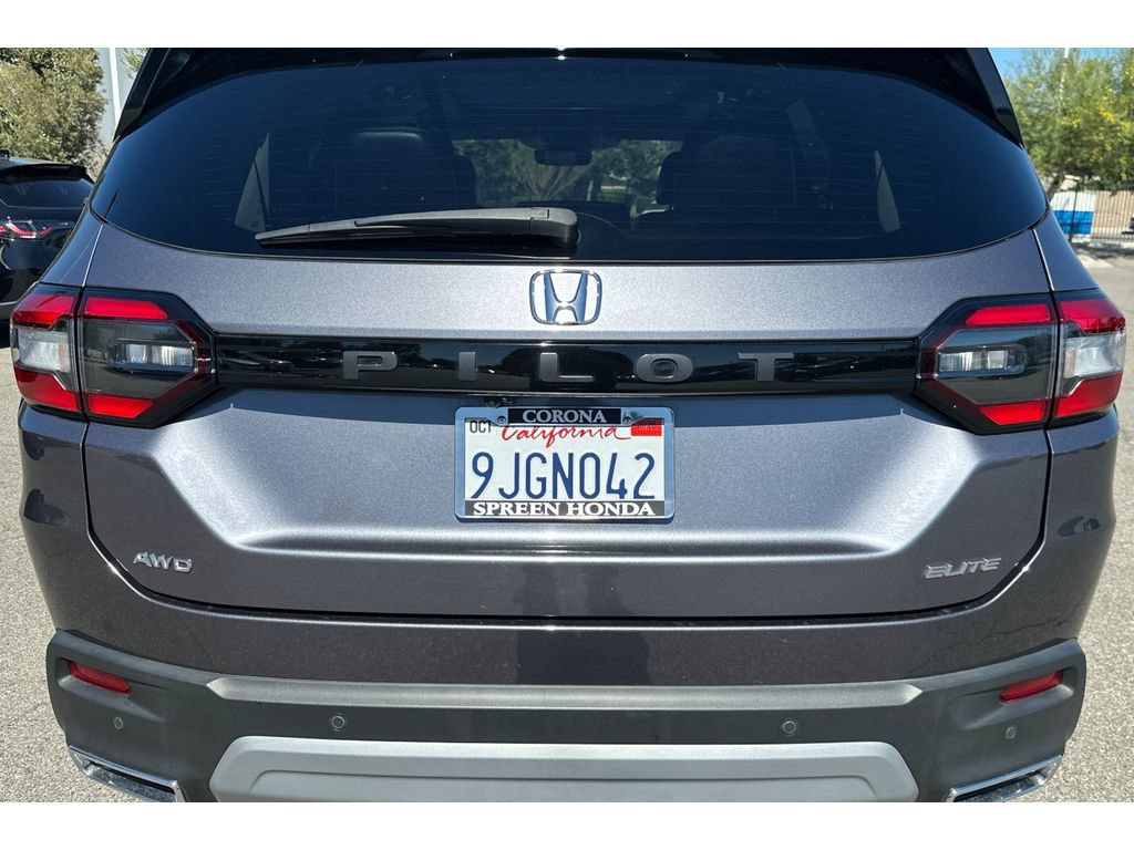 Used 2024 Honda Pilot Elite image 53