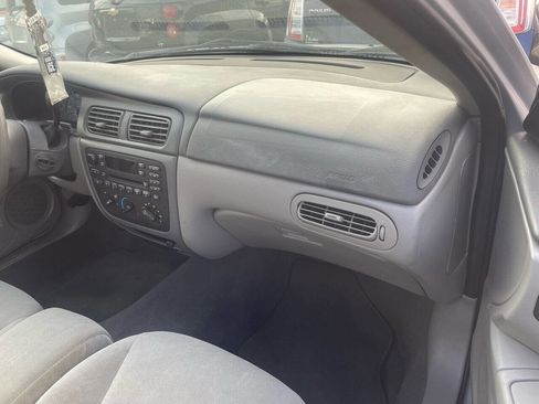 Used 2003 Ford Taurus SES image 11