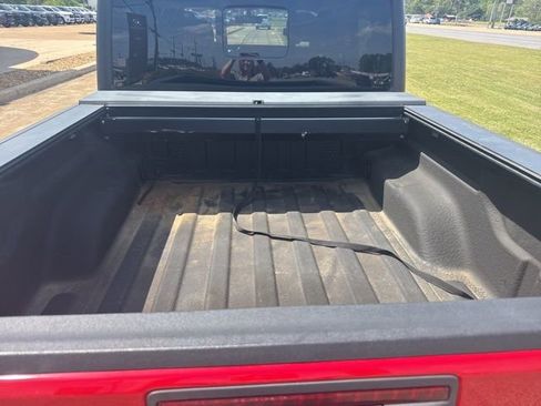 Used 2021 Jeep Gladiator Rubicon AWD/4WD image 7