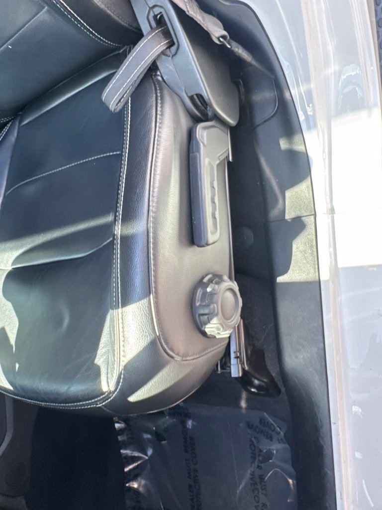 Used 2018 Jeep Wrangler Unlimited Sahara AWD/4WD image 40