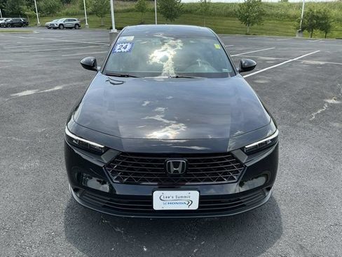 Used 2024 Honda Accord Sport image 10