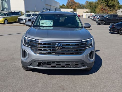New 2026 Volkswagen Atlas SE image 8