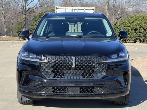 New 2026 Lincoln Aviator Reserve w/ Jet Appearance Package image 13