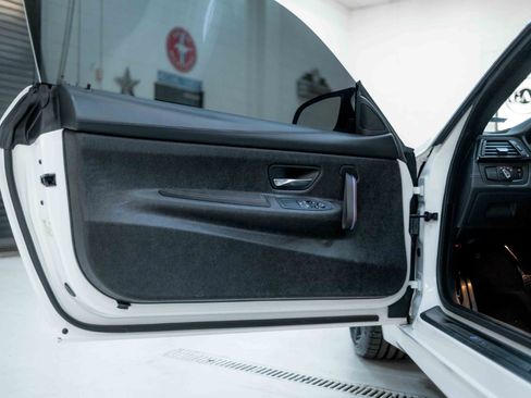 Used 2019 BMW M4 CS w/ Executive Package image 48