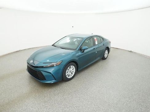 New 2026 Toyota Camry LE image 1