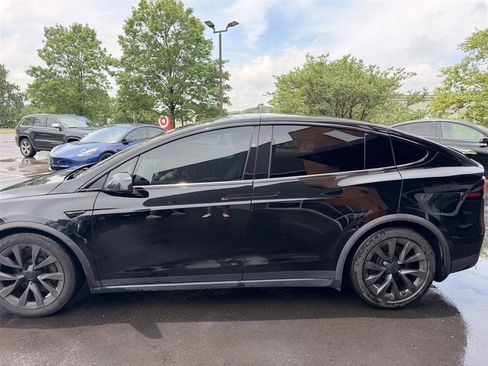 Used 2022 Tesla Model X Plaid AWD/4WD image 5