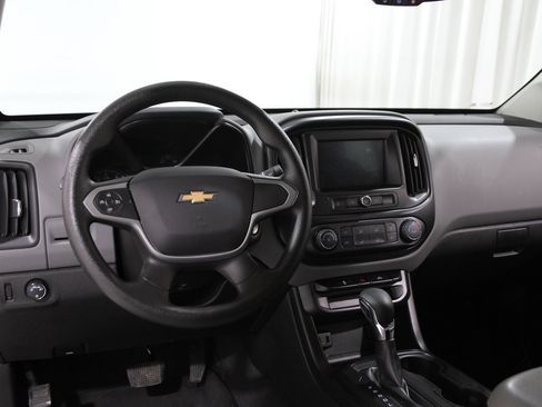 Certified 2022 Chevrolet Colorado W/T w/ WT Convenience Package image 6