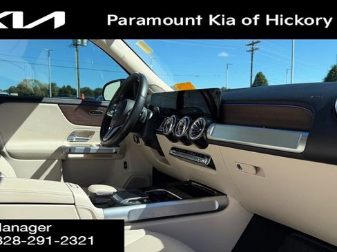 Used 2022 Mercedes-Benz GLB 250 4MATIC image 30