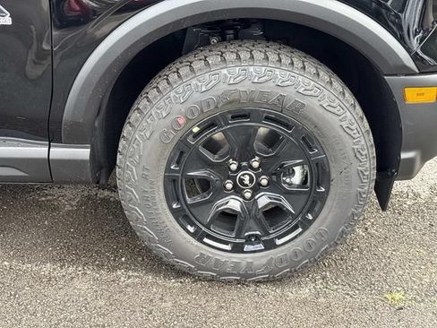 New 2026 Ford Bronco Sport Outer Banks w/ Sasquatch Outer Banks Package AWD/4WD image 9