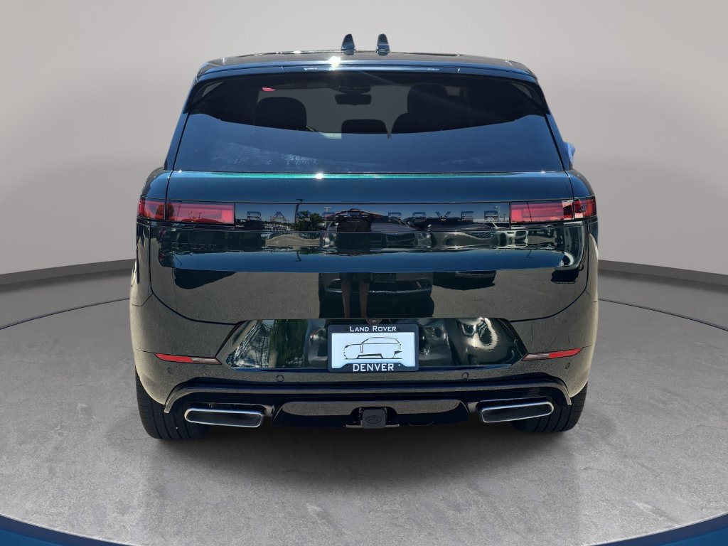 New 2026 Land Rover Range Rover Sport Dynamic SE AWD/4WD image 6
