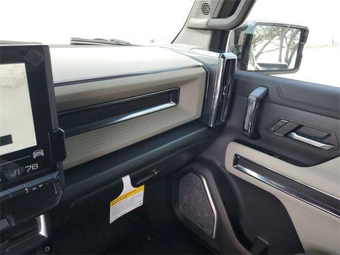 New 2026 GMC Hummer EV SUV image 26