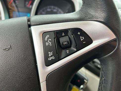 Used 2011 Chevrolet Equinox LS w/ Bluetooth Package image 18