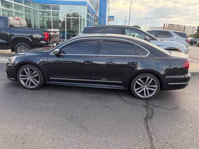 Used 2017 Volkswagen Passat 1.8T R-Line FWD image 3