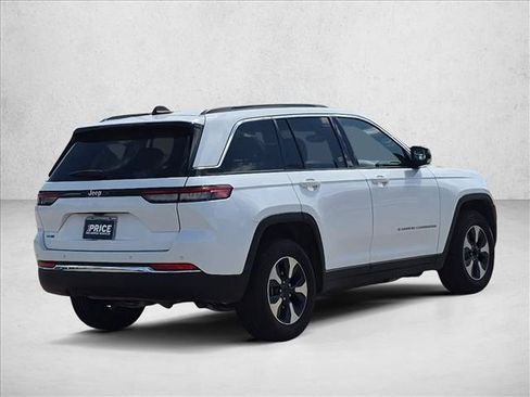 Used 2024 Jeep Grand Cherokee Limited 4xe AWD/4WD image 5