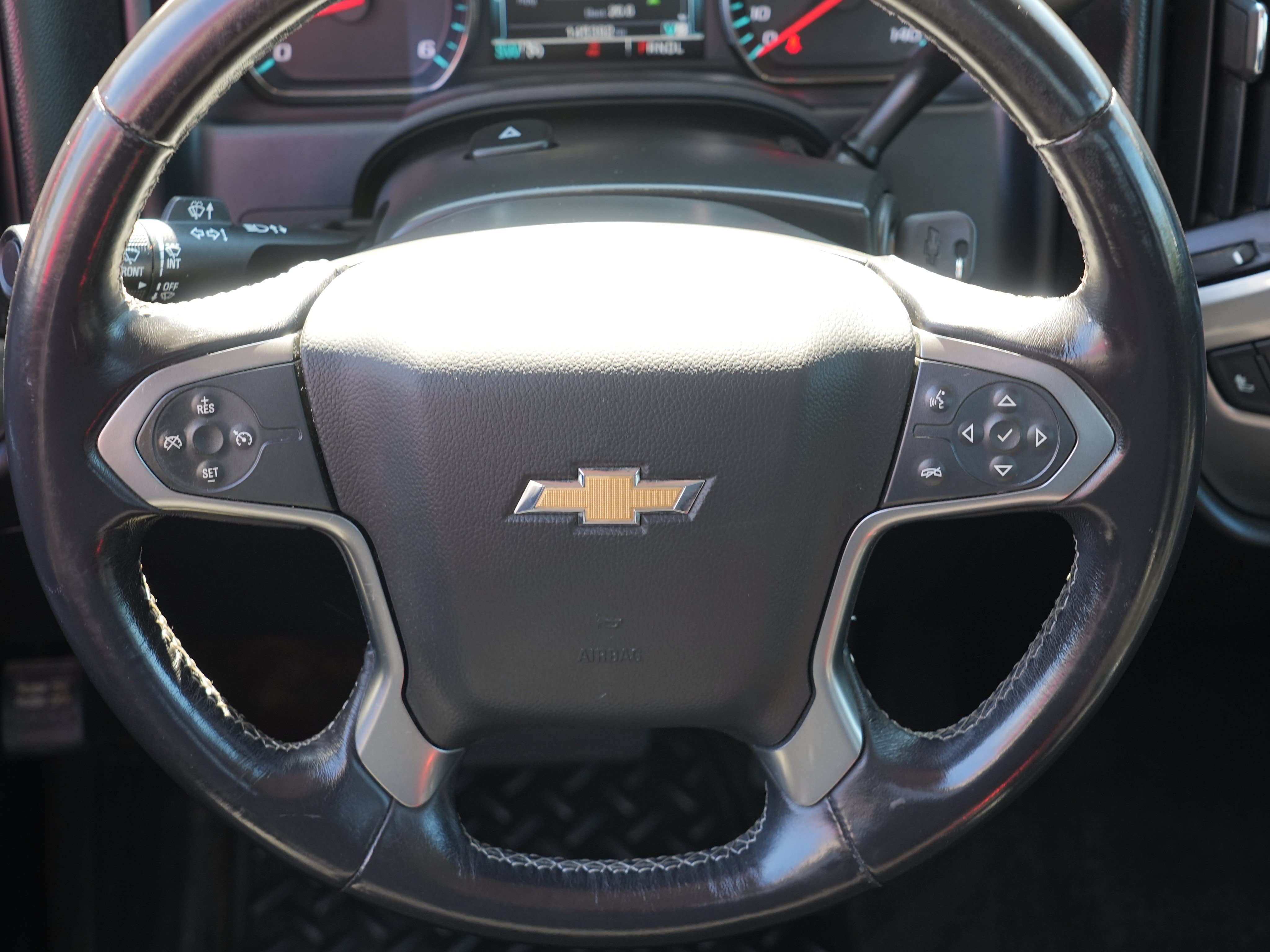 Used 2018 Chevrolet Silverado 1500 LT w/ All Star Edition AWD/4WD image 24