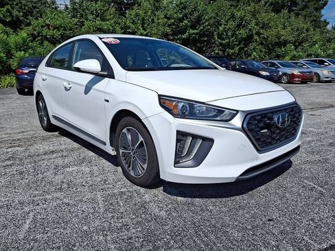 Used 2020 Hyundai Ioniq SE FWD image 1