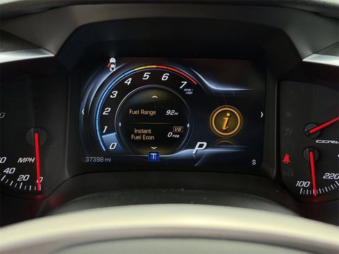 Used 2019 Chevrolet Corvette Stingray Coupe w/ 1LT image 15