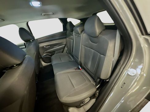 Used 2025 Hyundai Tucson SEL AWD/4WD image 28