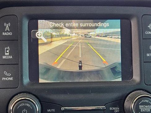 Used 2021 Jeep Gladiator Sport image 12